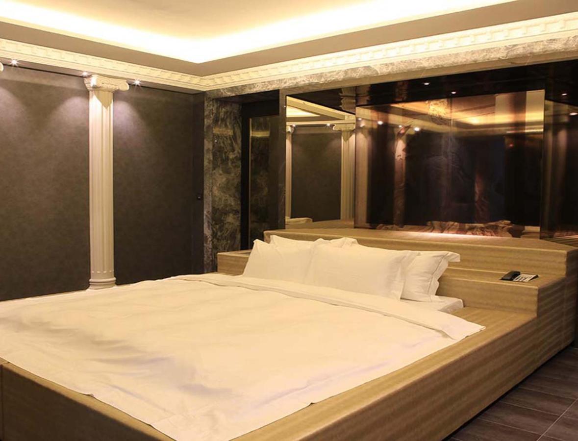סינצ'ו סיטי All-Ur Boutique Motel-Hsin Chu Branch מראה חיצוני תמונה